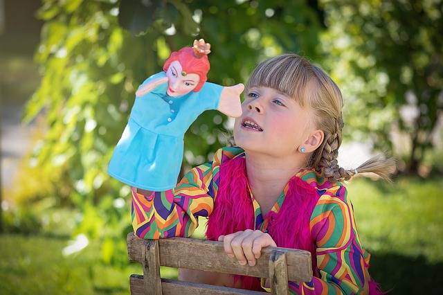 Scenariusz zajęć dla 6-latków: „Magia teatru - i ty możesz być aktorem”