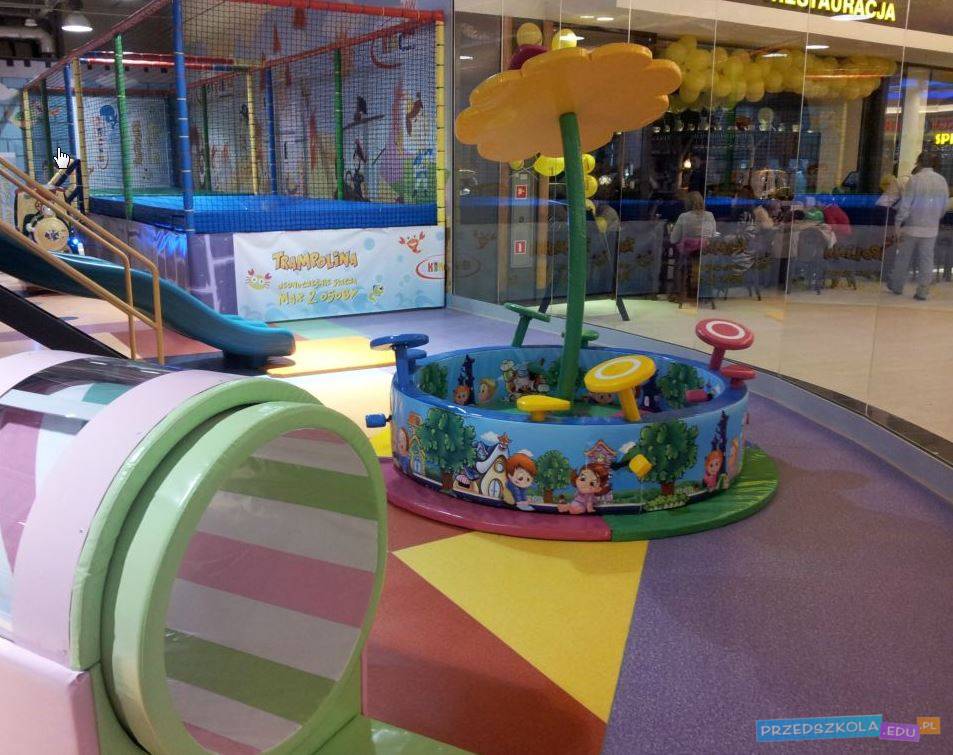 Plac zabaw Kinderplaneta