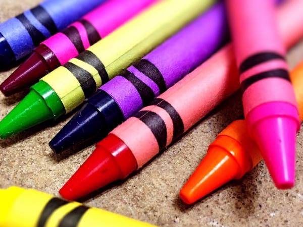 Dzień kredki - scenariusz zajęć dla dzieci w przedszkolu