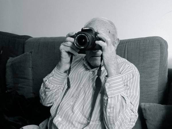 Dzisiaj wszystkie smutki precz - scenariusz z okazji Dnia Babci i Dziadka