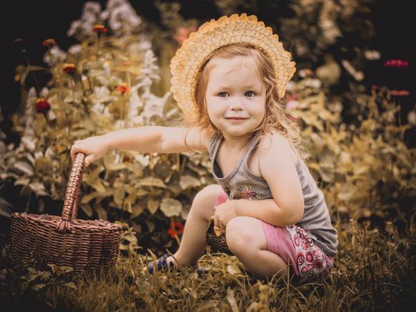 Dzień Mamy i Taty - scenariusz uroczystości w grupie 5-6 latków