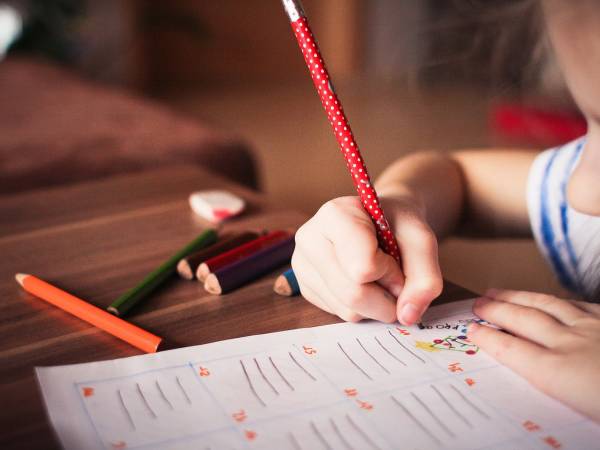 Scenariusz uroczystości z okazji Święta Edukacji Narodowej w przedszkolu
