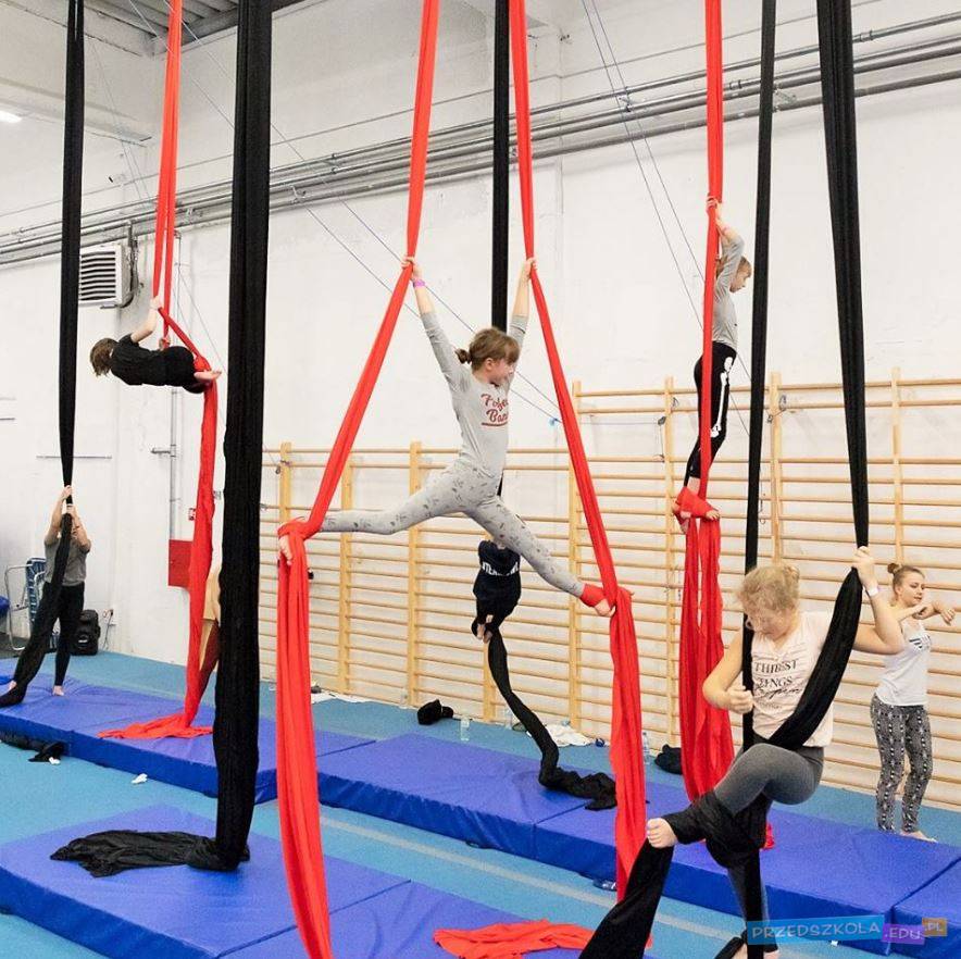 Park Trampolin Strefa Wysokich Lotów Lublin . Park Trampolin Strefa Wysokich Lotów, Park Trampolin Strefa Wysokich
